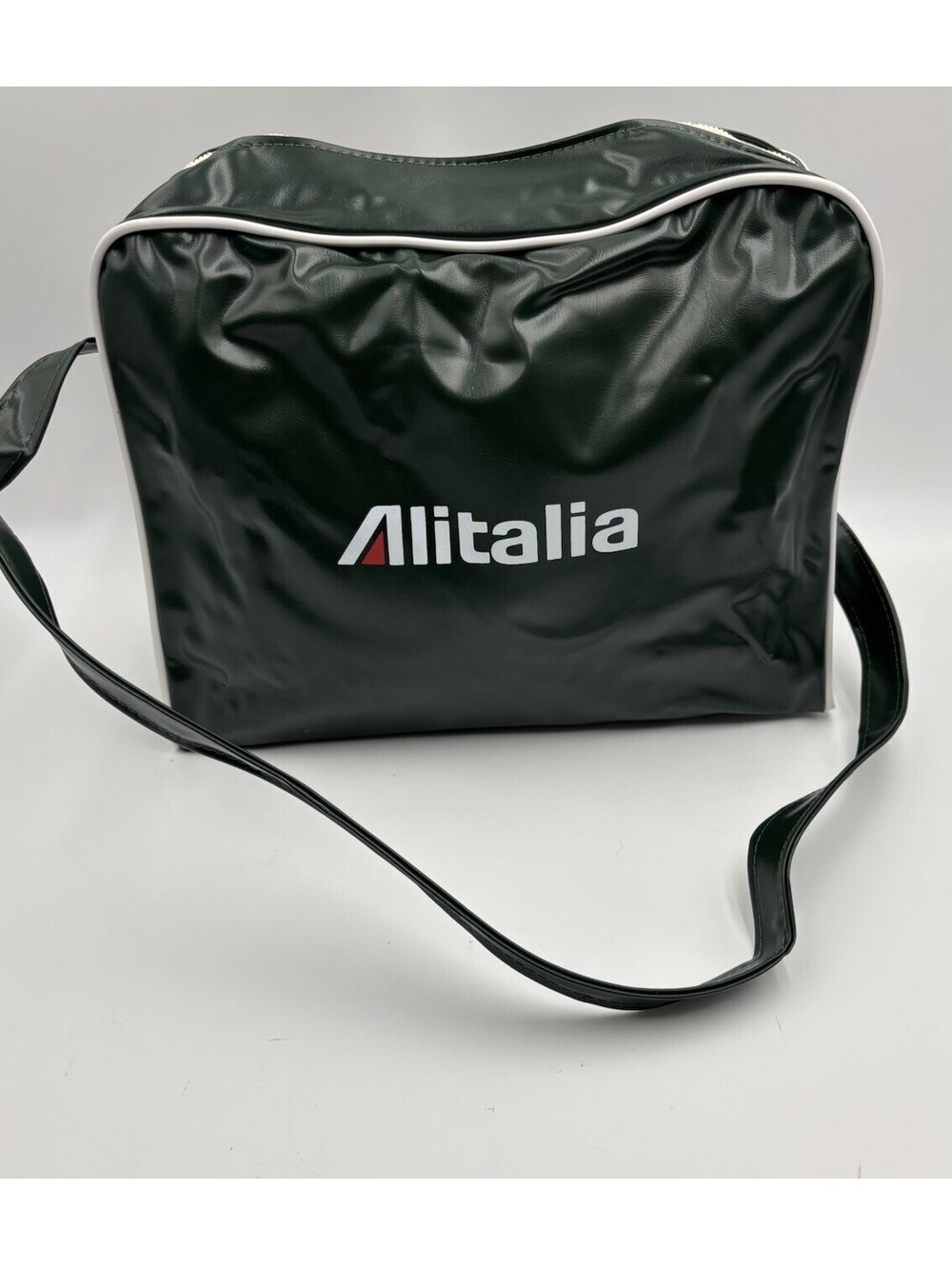 VINTAGE ALITALIA Intermezzo GREEN Shoulder Bag 10 X 14 New!!